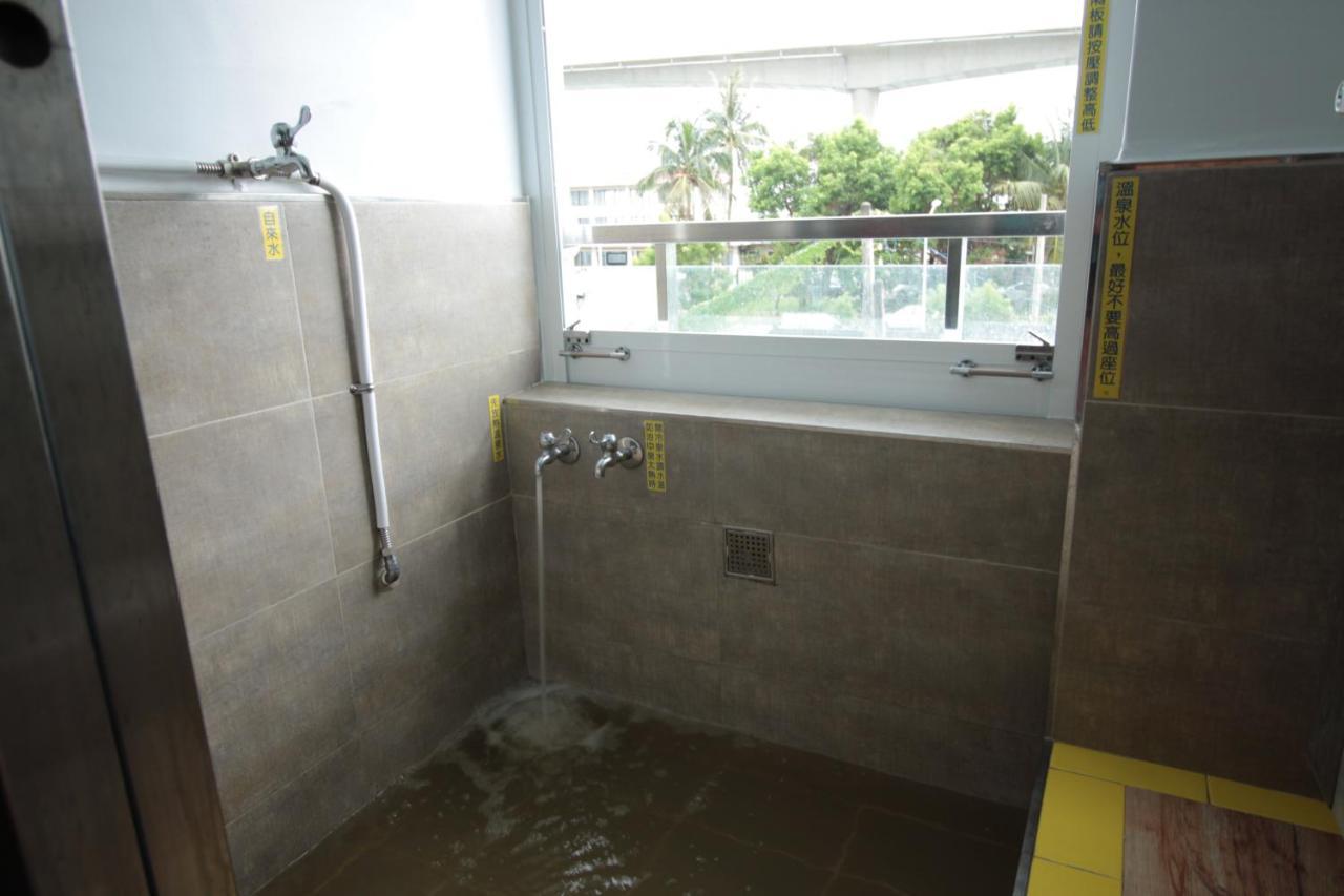 Golden Station Homestay T'ai-tung エクステリア 写真