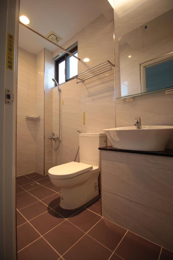 Golden Station Homestay T'ai-tung エクステリア 写真